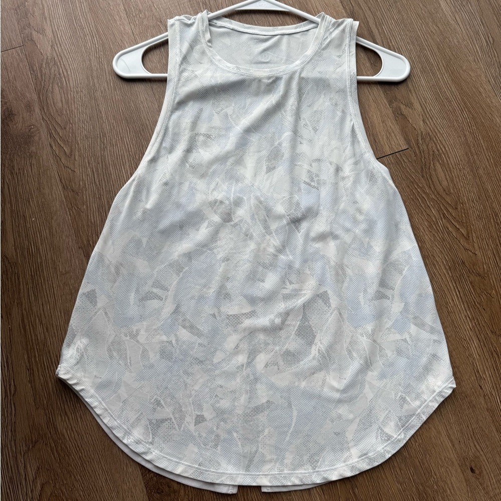 Lululemon Ace Tank *Tie Back - Size 2